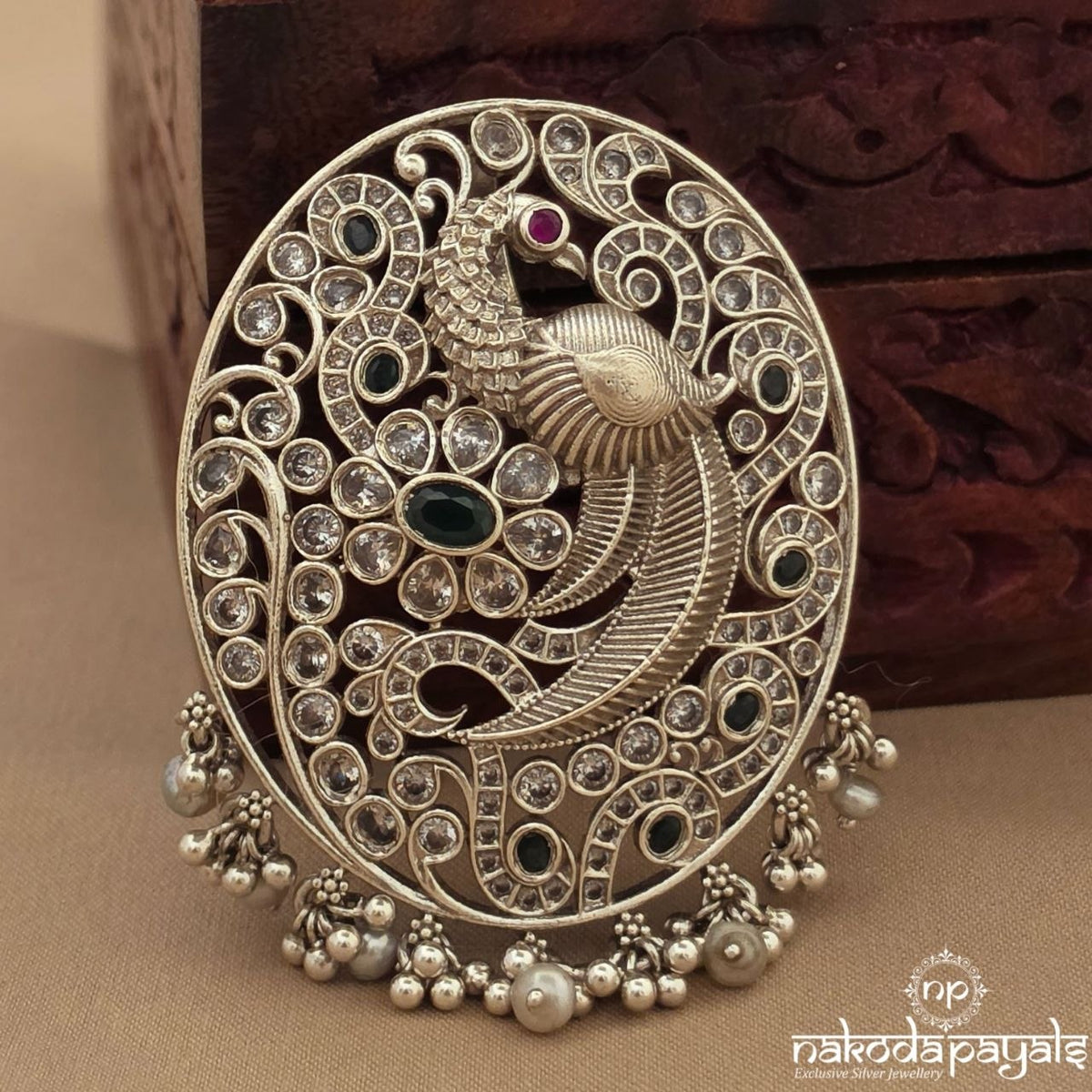 Elegant Peacock Pearl Pendant (P2673)