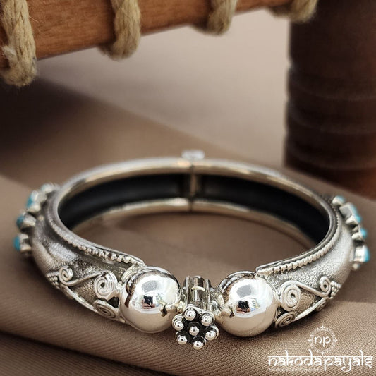 Oxidised Torquoise Screw Kada (K6197)