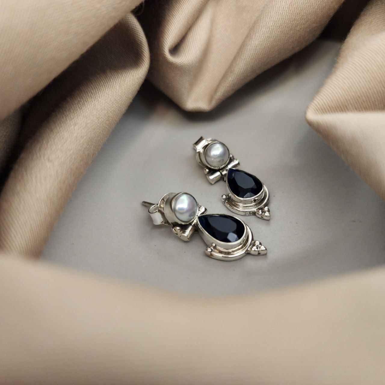 Pearled Hangings (H2116-122)