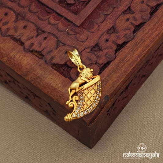 Lion On Nail Pendant (Gp2299)