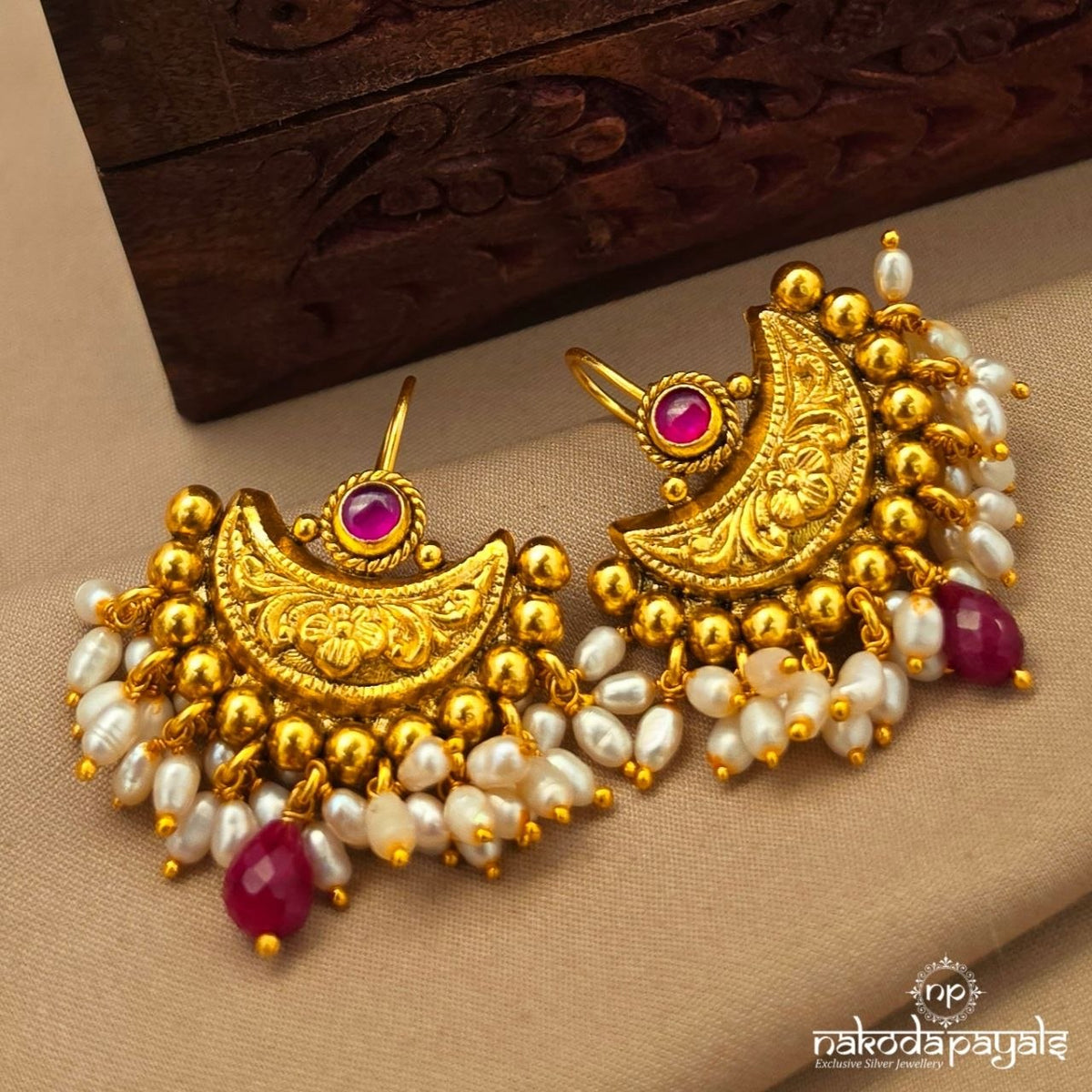 Pink Dot  Floral  Earrings (Ge11400)