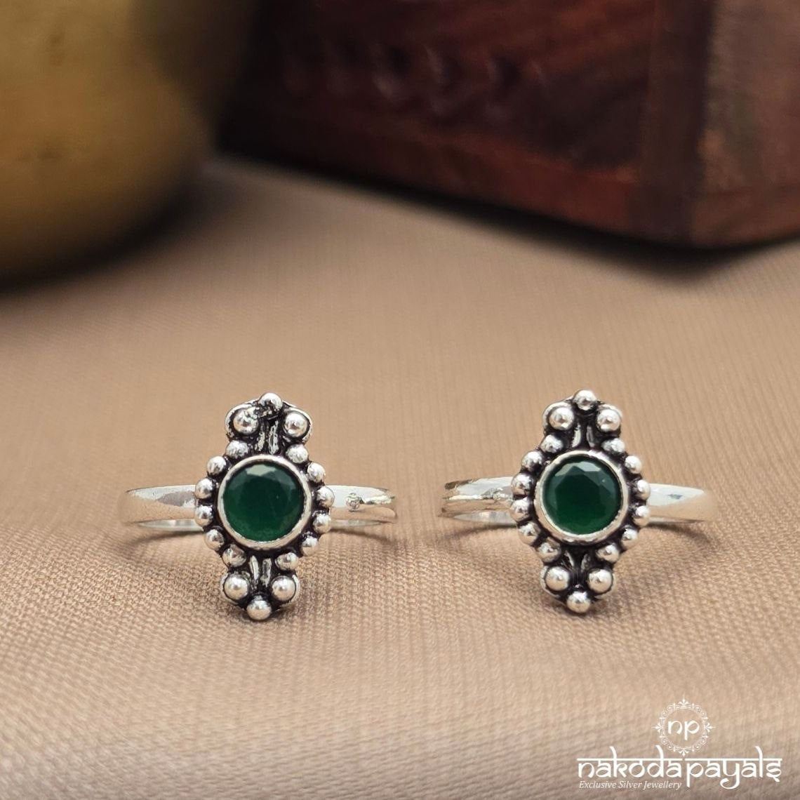 Endearing Toerings (T5009-11)