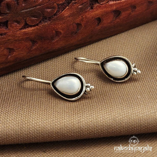 Pearled Drop Hanging (S9551)