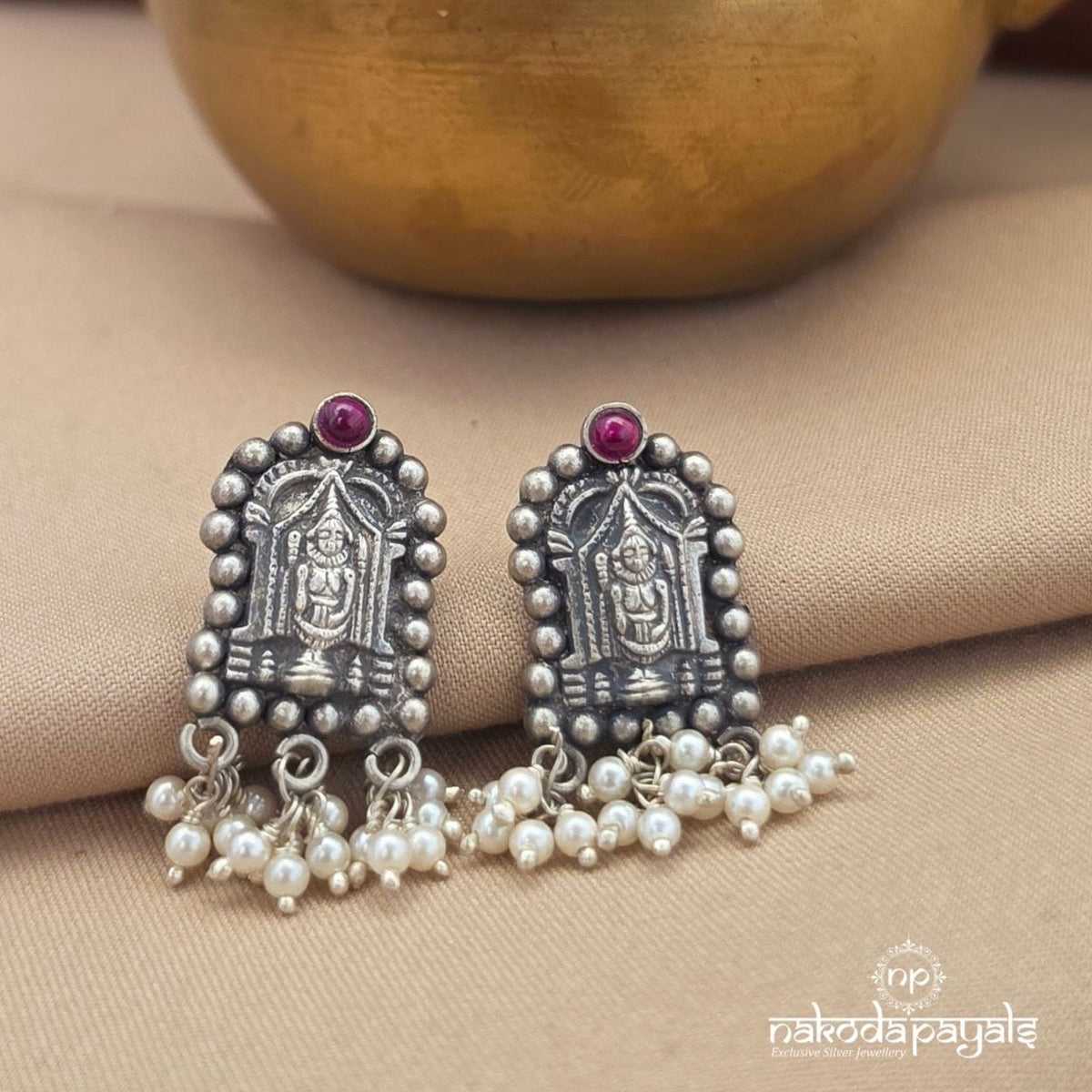 Divine Venkateshwara Studs (S4267)