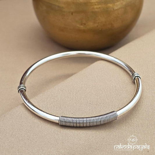 Endearing Oxidised Openable (K6305)