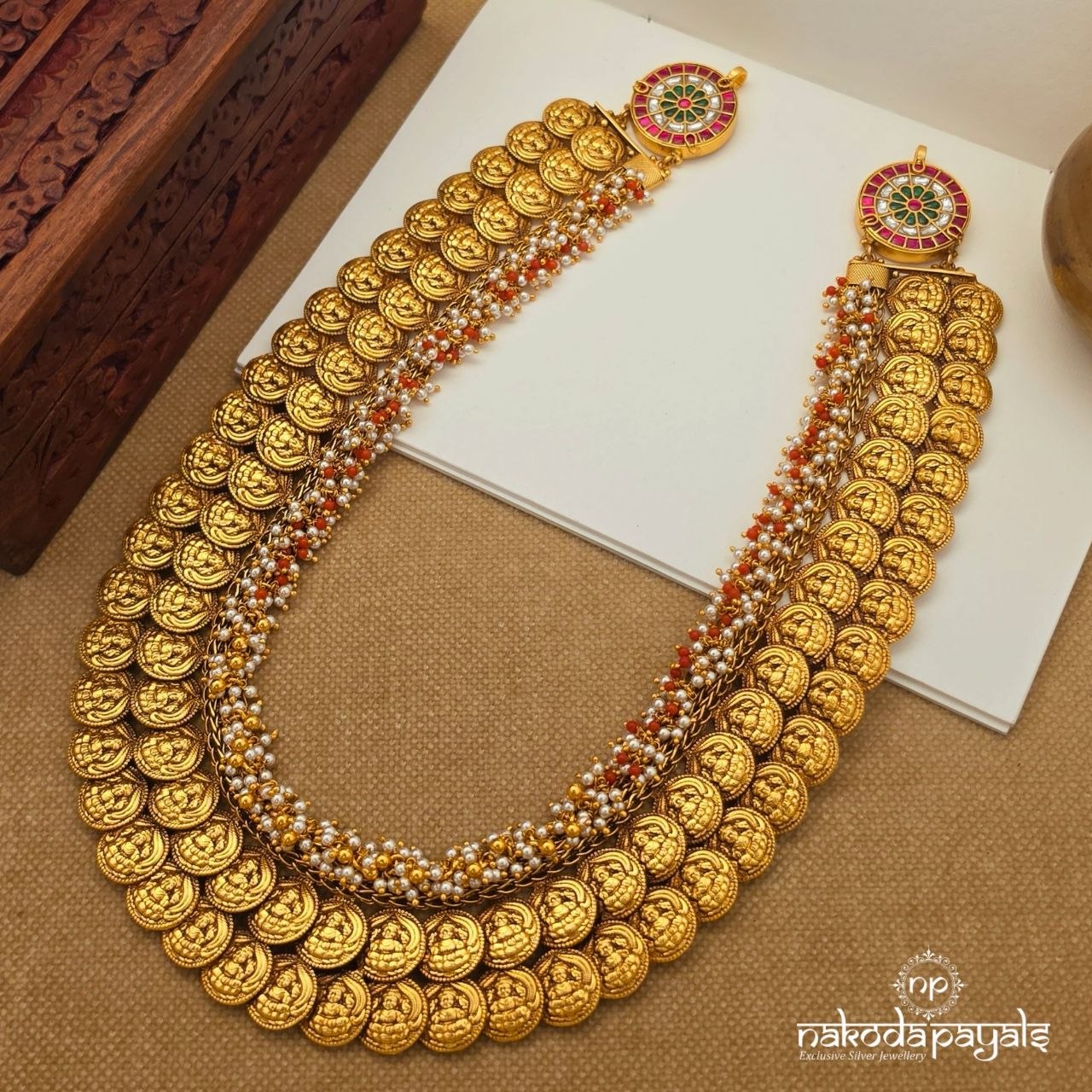 Stunning Coral Lakshmi Kasu Neckpiece (Gn10675)