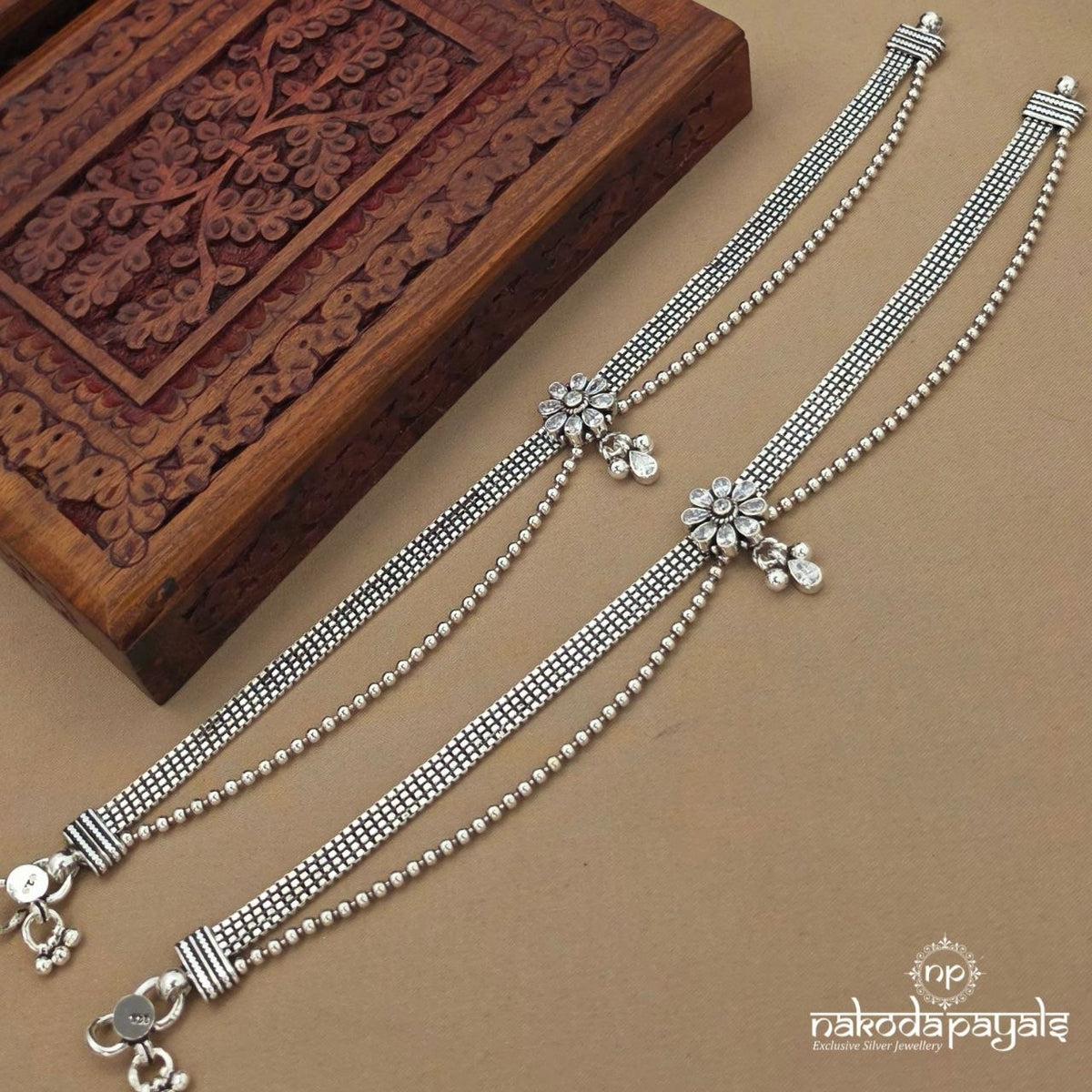 Exclusive Floral Anklet (A7118)