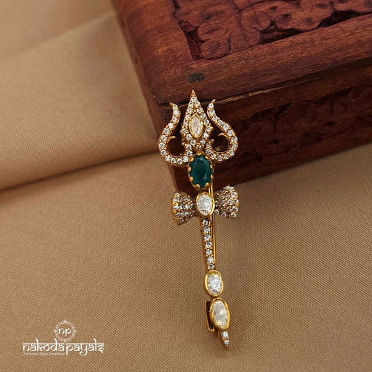 Emerald Trishul Moissanite Brooch (St4013)