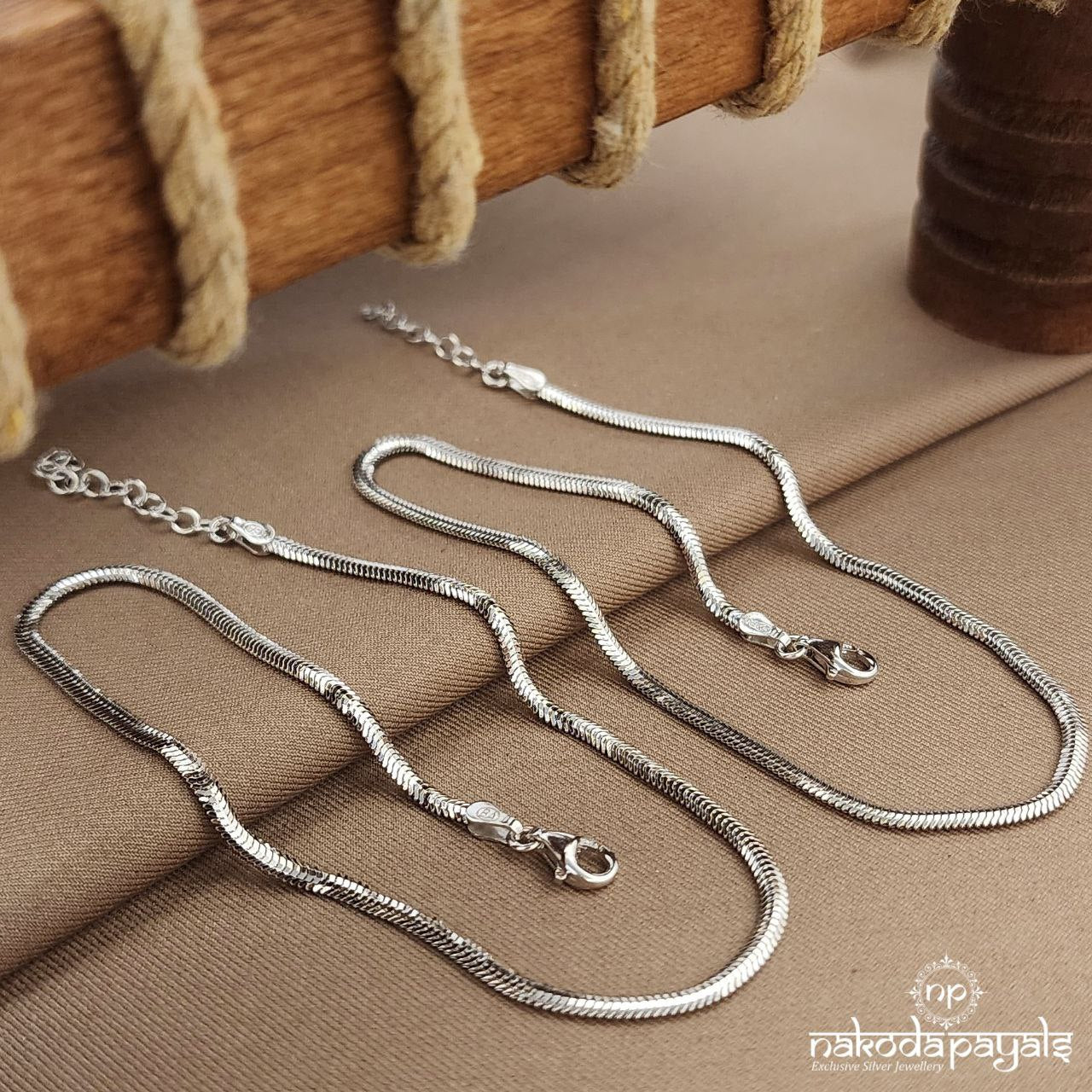 Snake Chain Flate Anklet (A6639)