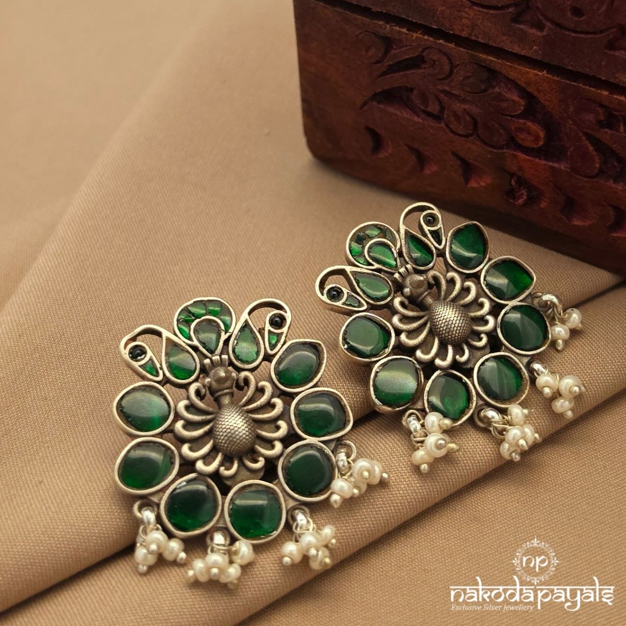 Emerald Green Studs (S4130)