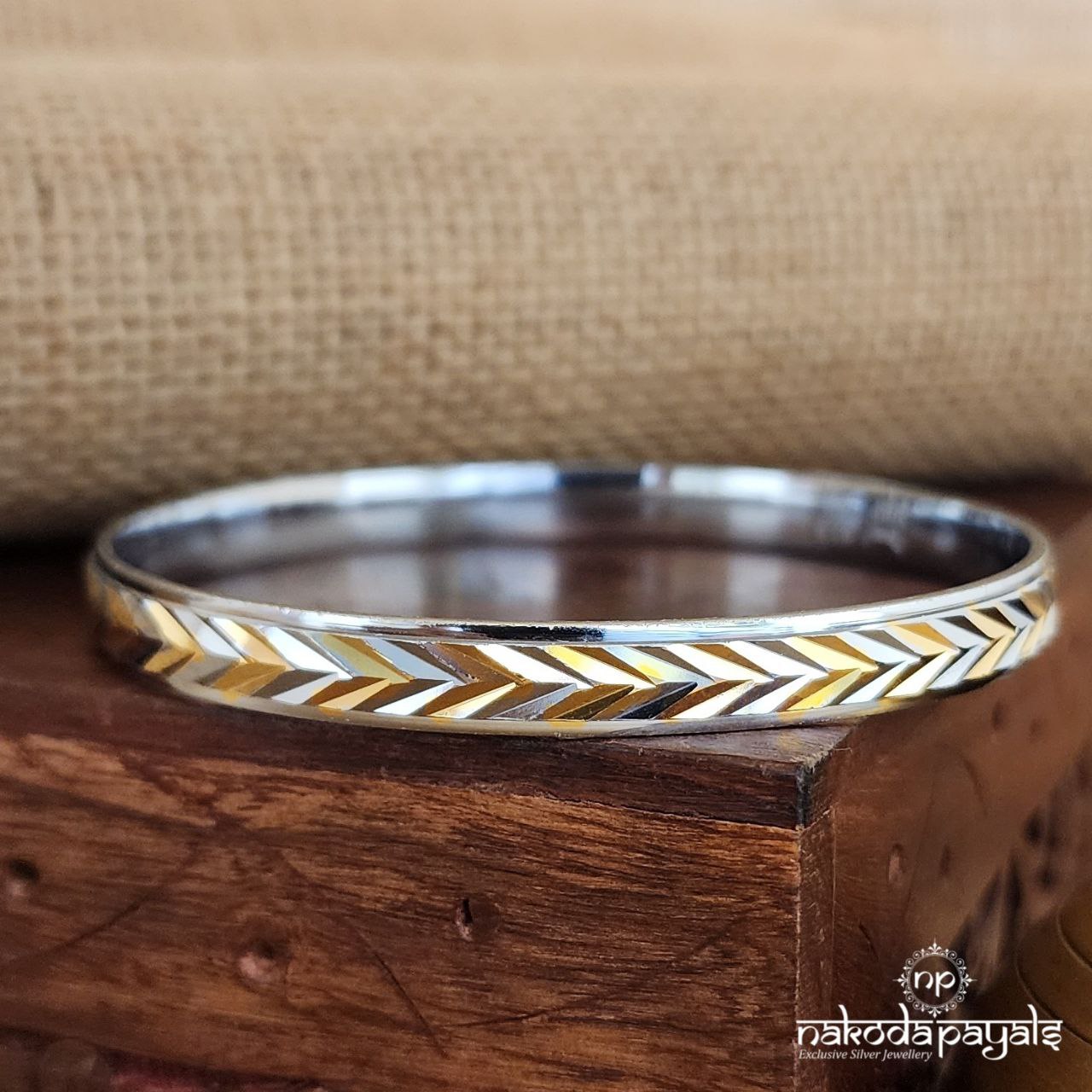 Bold & Elegent Single Kada (Mc0913)