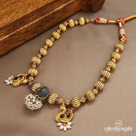 Pearled Peocock Neckpiece (Gn9336)