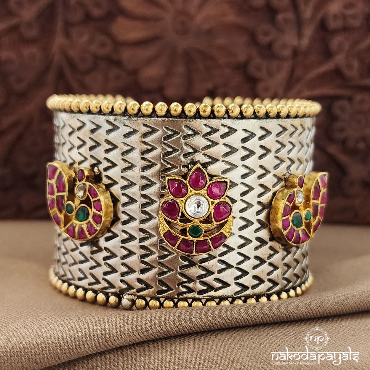 Amazing Dual Tone Peocock Adjustable Kada (Dt1418)