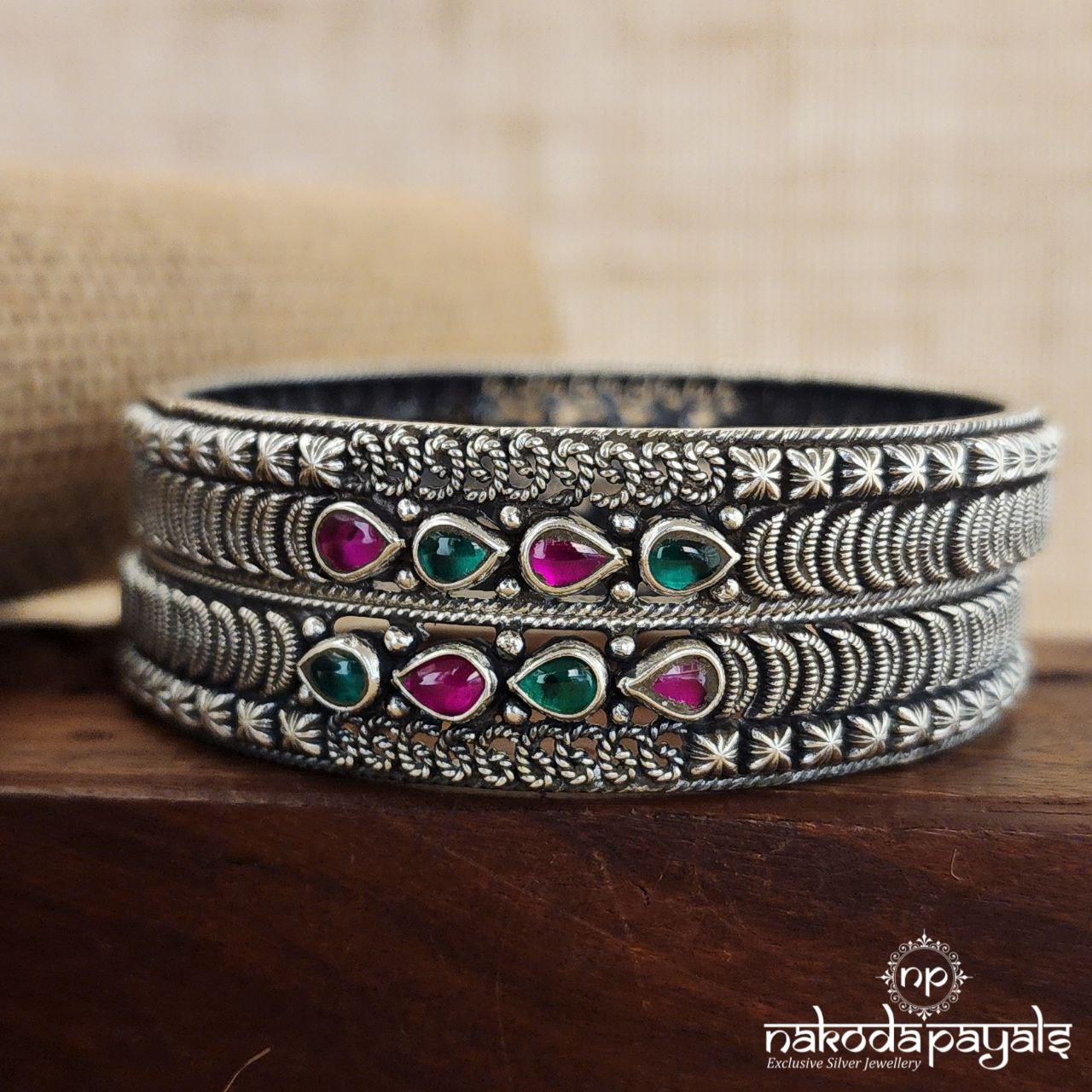 Half Moon Pink & Green Bangles (K5022)