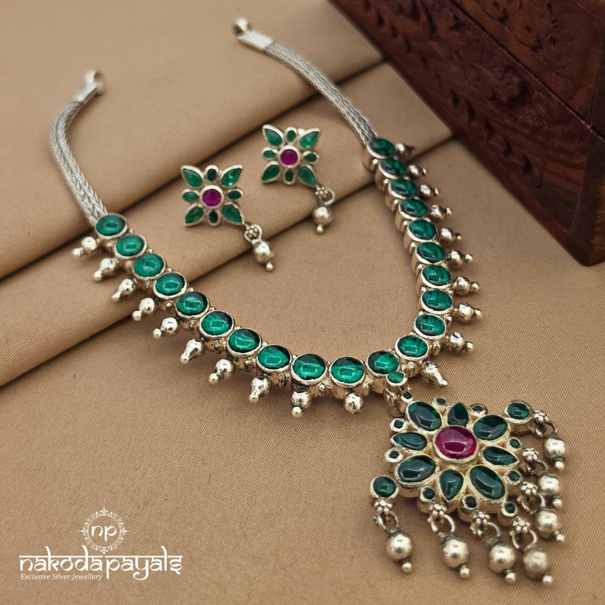 Kemp Reversible Neckpiece With Earring (N12145)