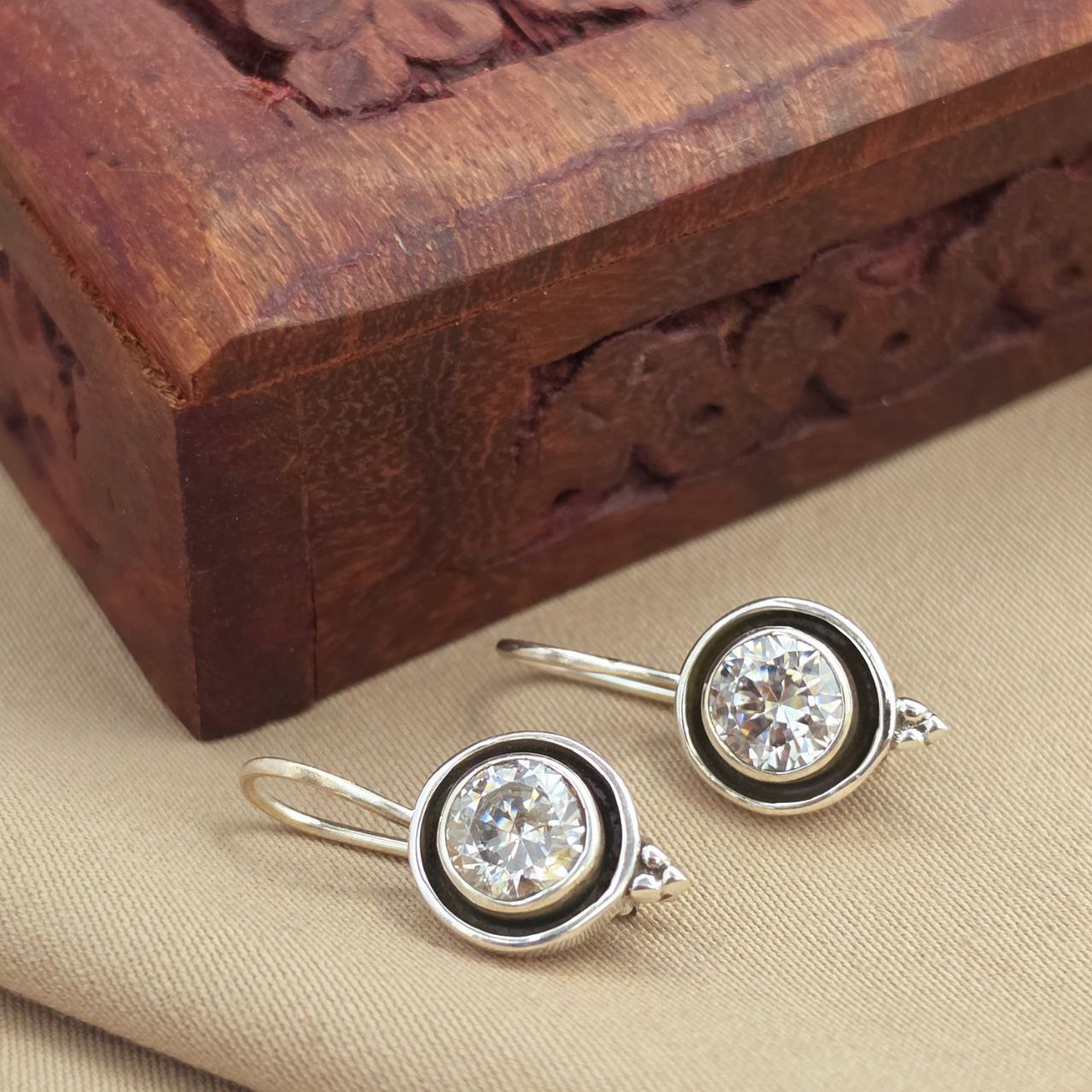 Circular Hanging (H2112)