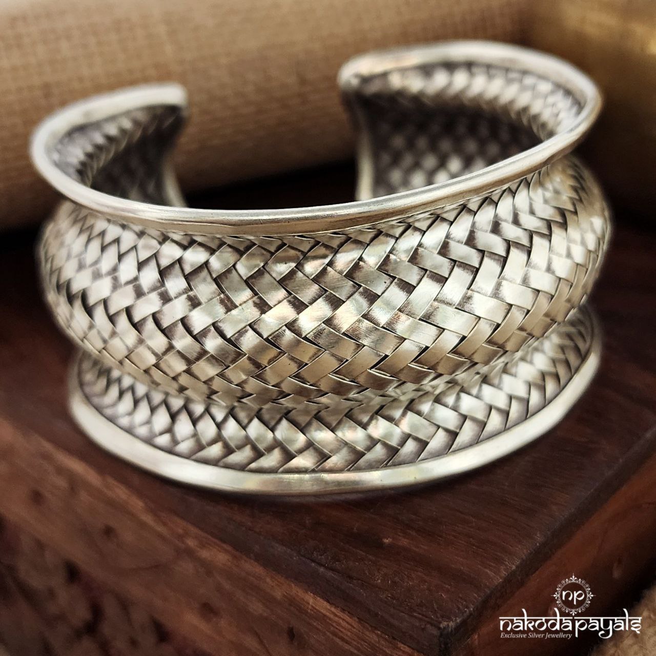 Dholki  Cuff Kada (K5132)