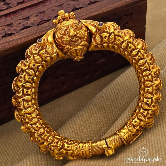 Exclusive Antique Screw Kada (Gk3360)