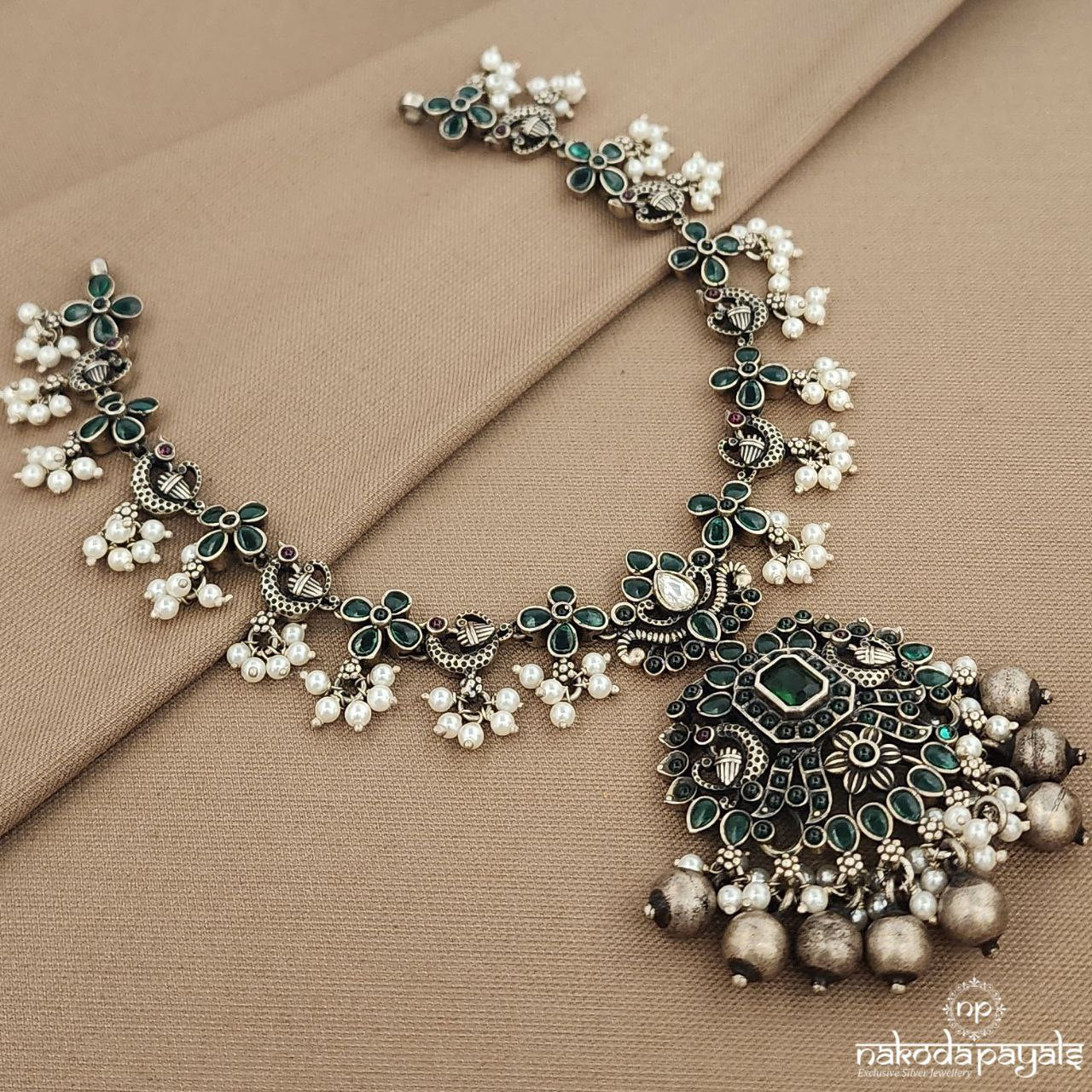 Greenish Pearled Drop Neckpiece (N11184)