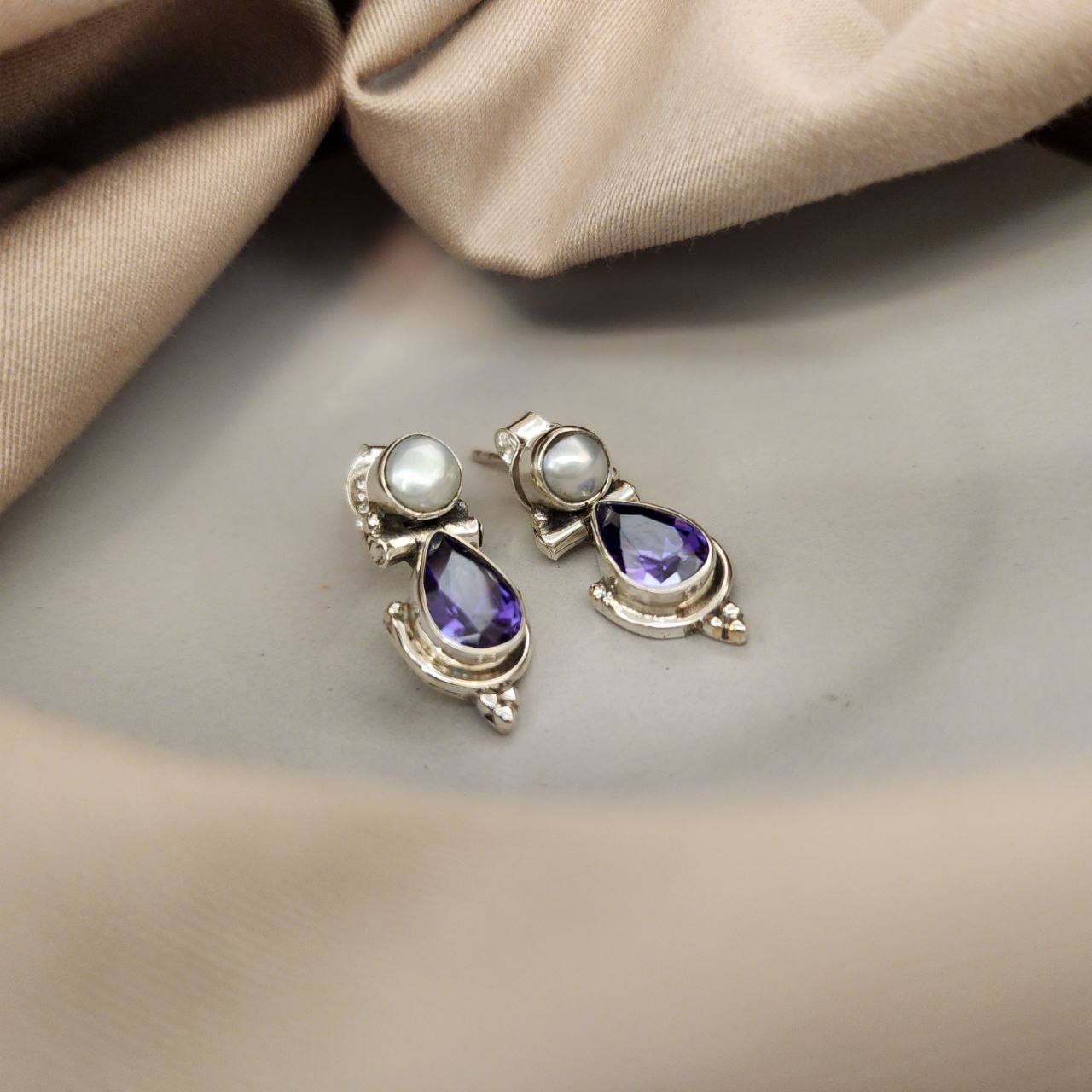 Pearled Hangings (H2116-122)