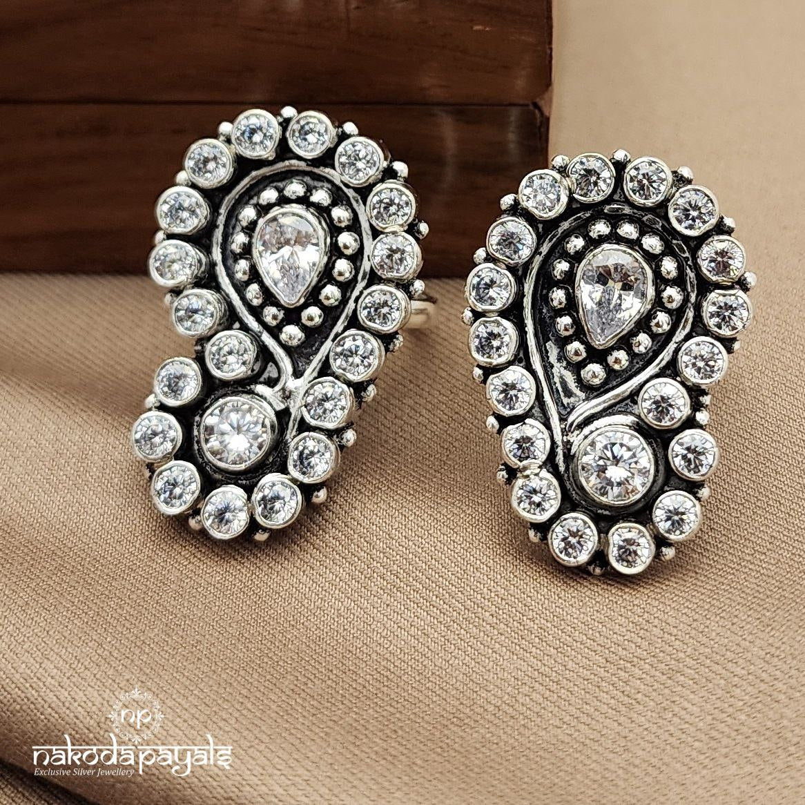 Big Mango White Toerings (T4636)