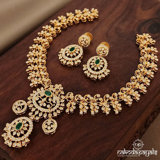 Unique Swarovski Neckpiece With Earrings (Gn9783)