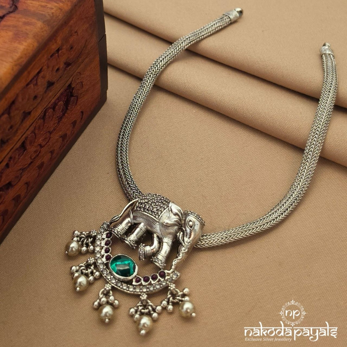 Elegant Elephant Neckpiece (N12143)