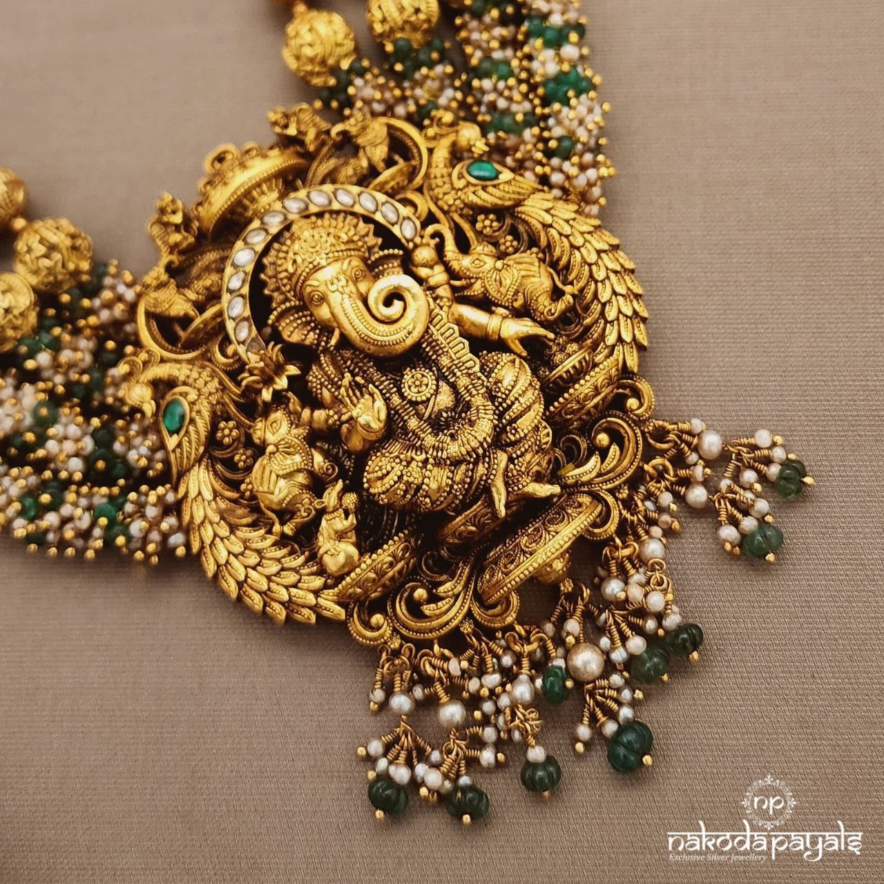 Ganesha Lakshmi Kundan Neckpiece (Gn9591)