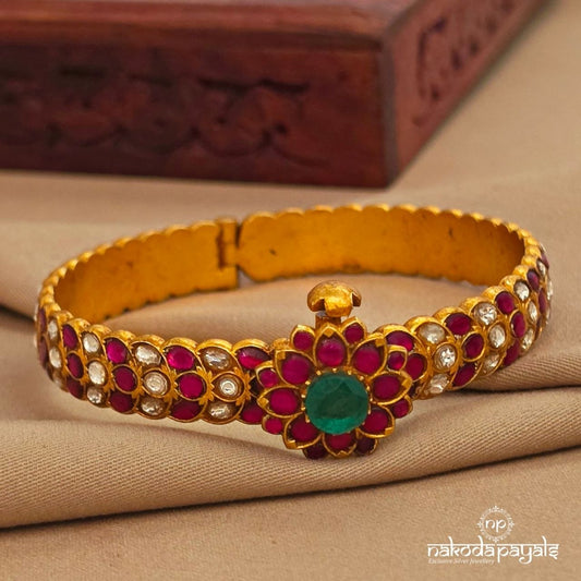 Kundan Screw Kada (2.4) (Gk3297)