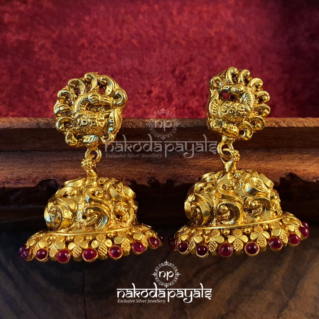 Artful Nakshi Jhumka