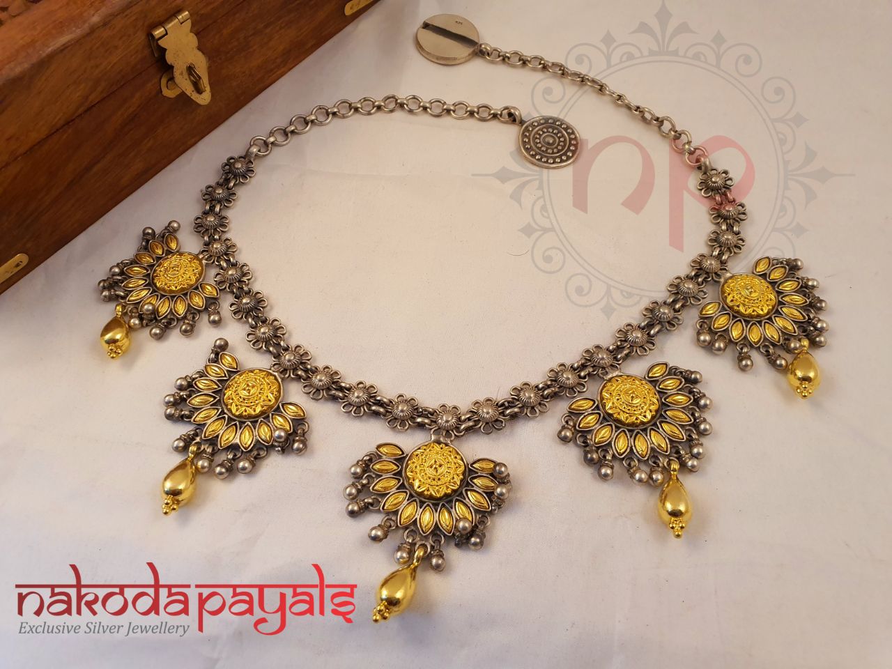 Oxidised Dual Tone Floral Necklace