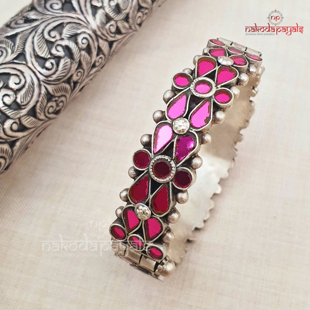 Pretty Pink Glass Kada (2.6)