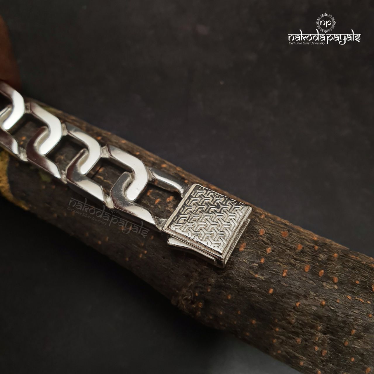Link Chained Men's Bracelet