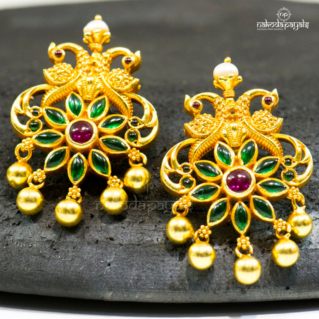 Twinny Peacock Green Floral Studs