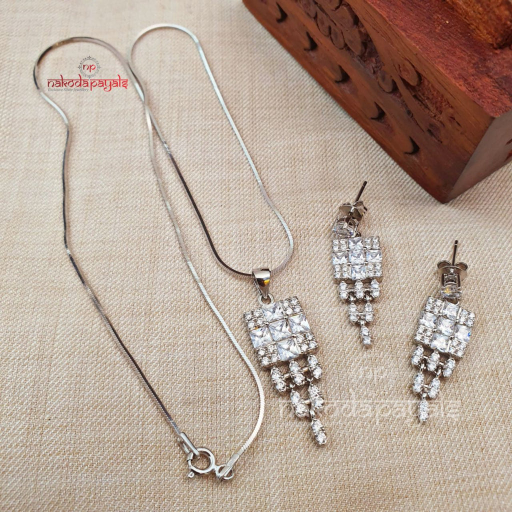 Chic CZ Pendant Set With Earrings