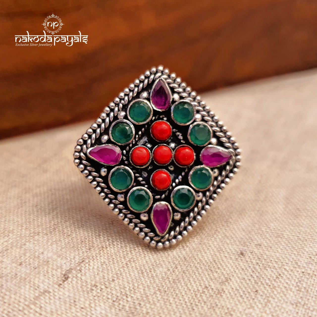 Cubical Colourful Ring