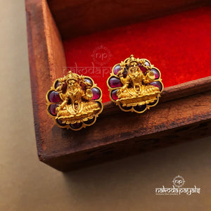 Penta Red Kundan Lakshmi Neckpiece With Earrings