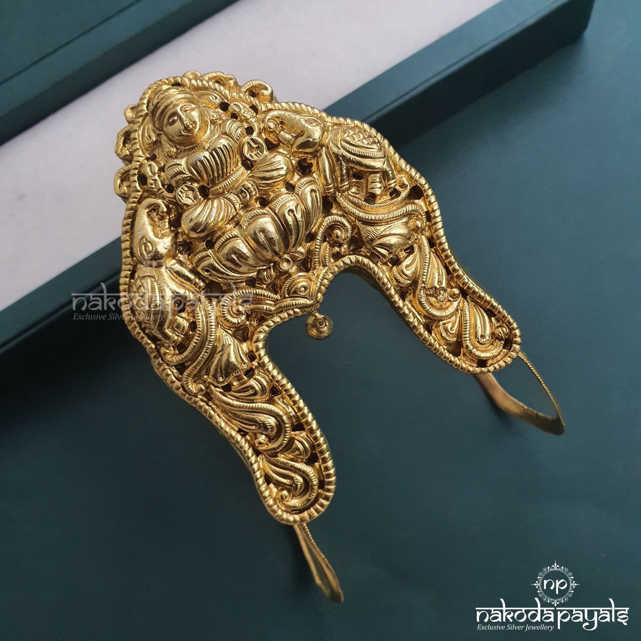 Nakshi Lakshmi Armlet