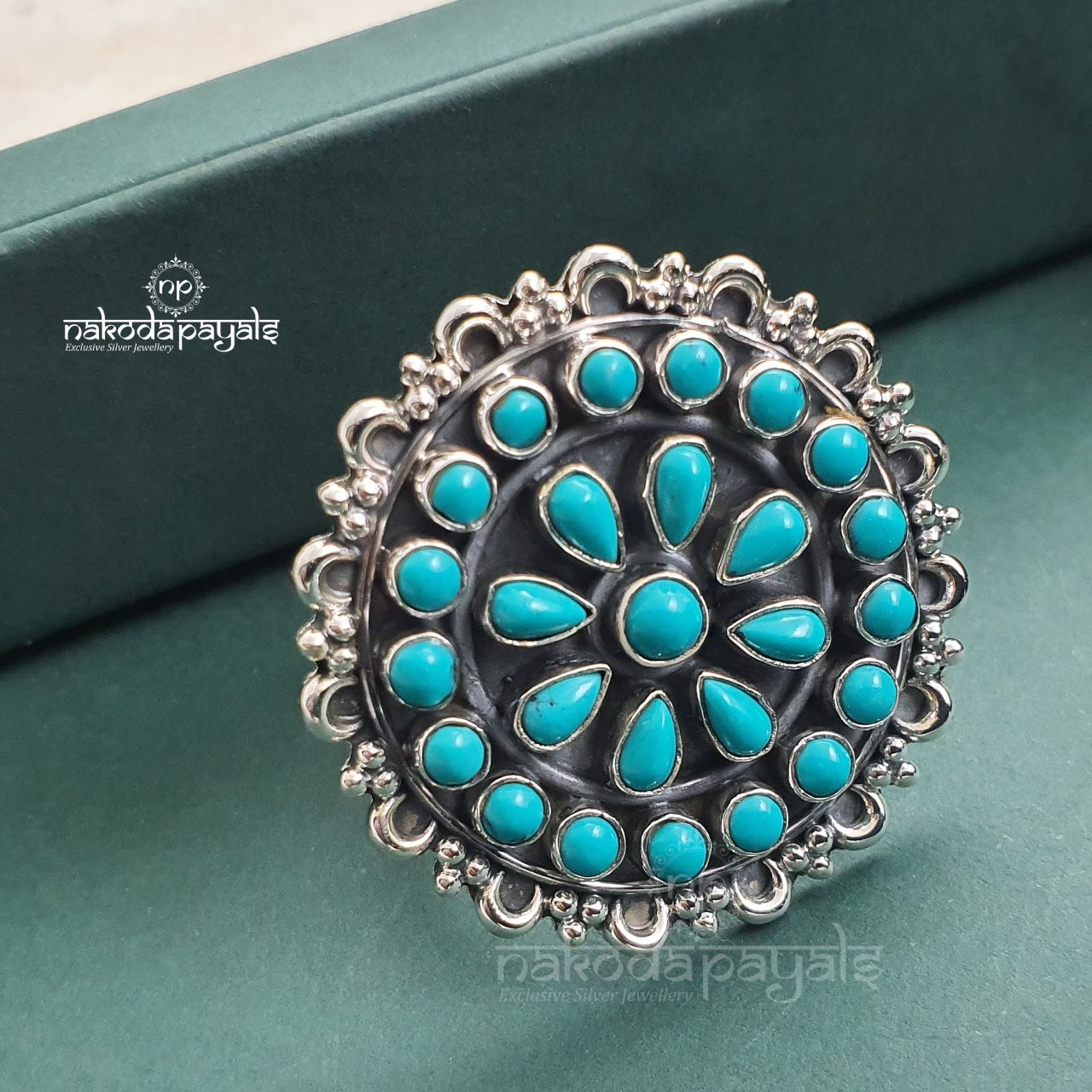 Turquoise Floral Finger Ring