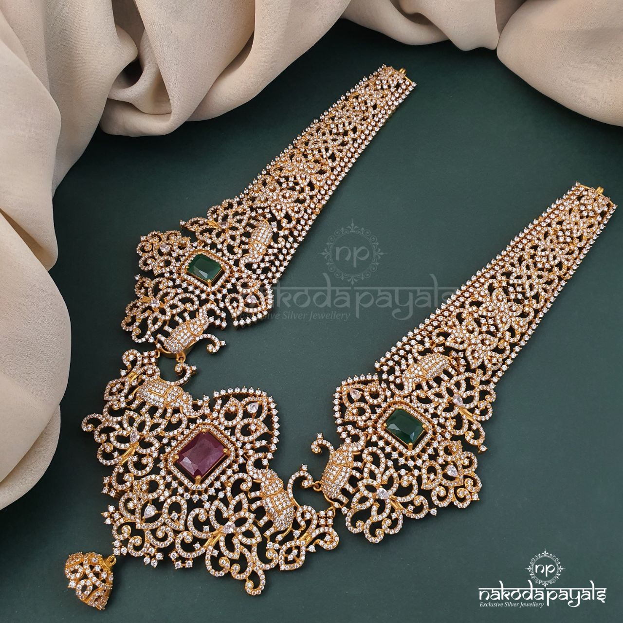 Queenly CZ Studed Neckpiece