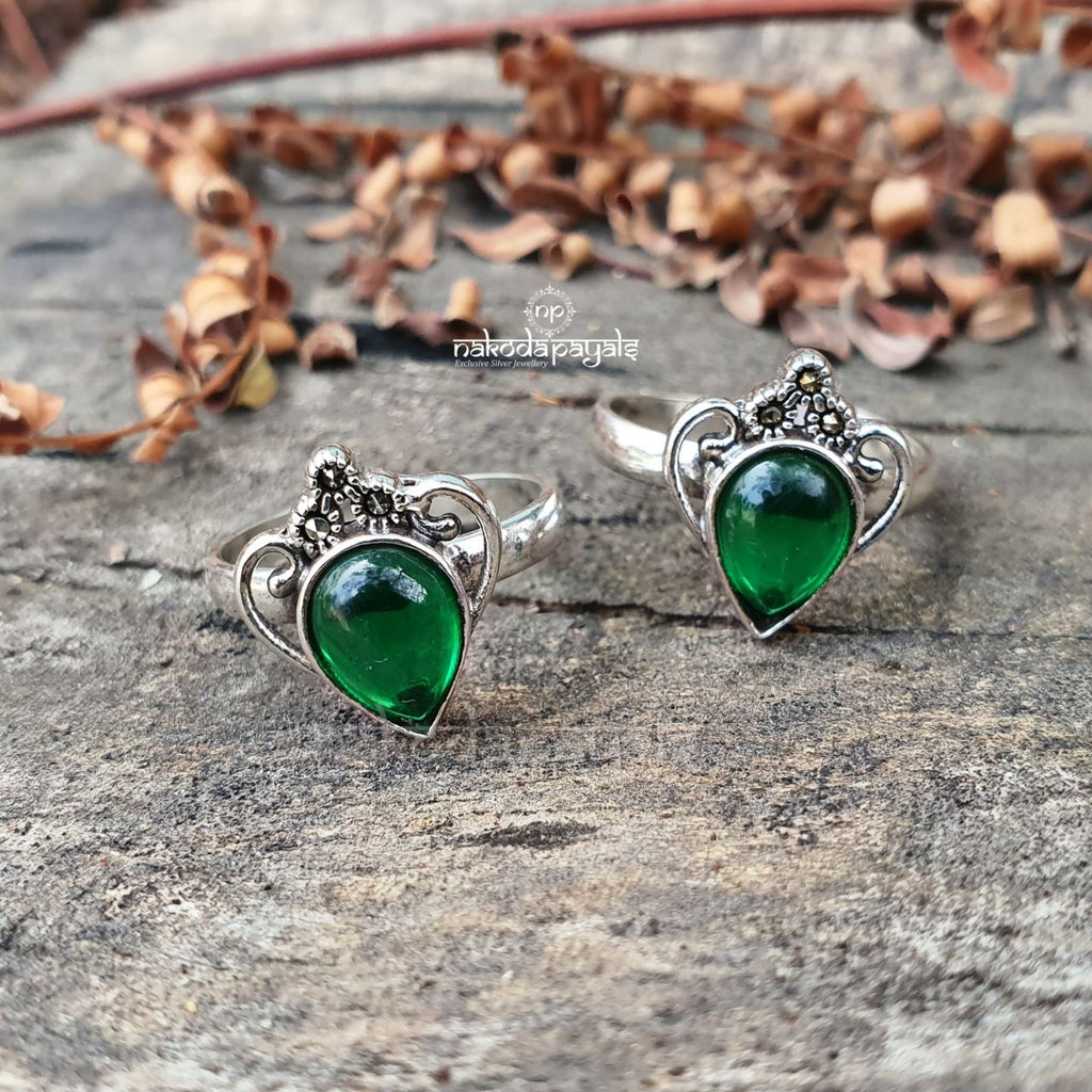 Cutest Green Marcasite Toerings