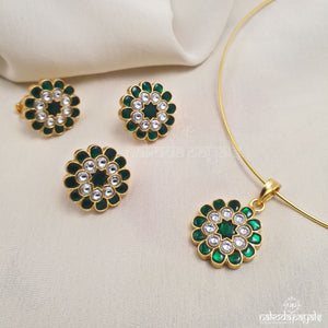 Green Floral Hasli With Earrings & Ring