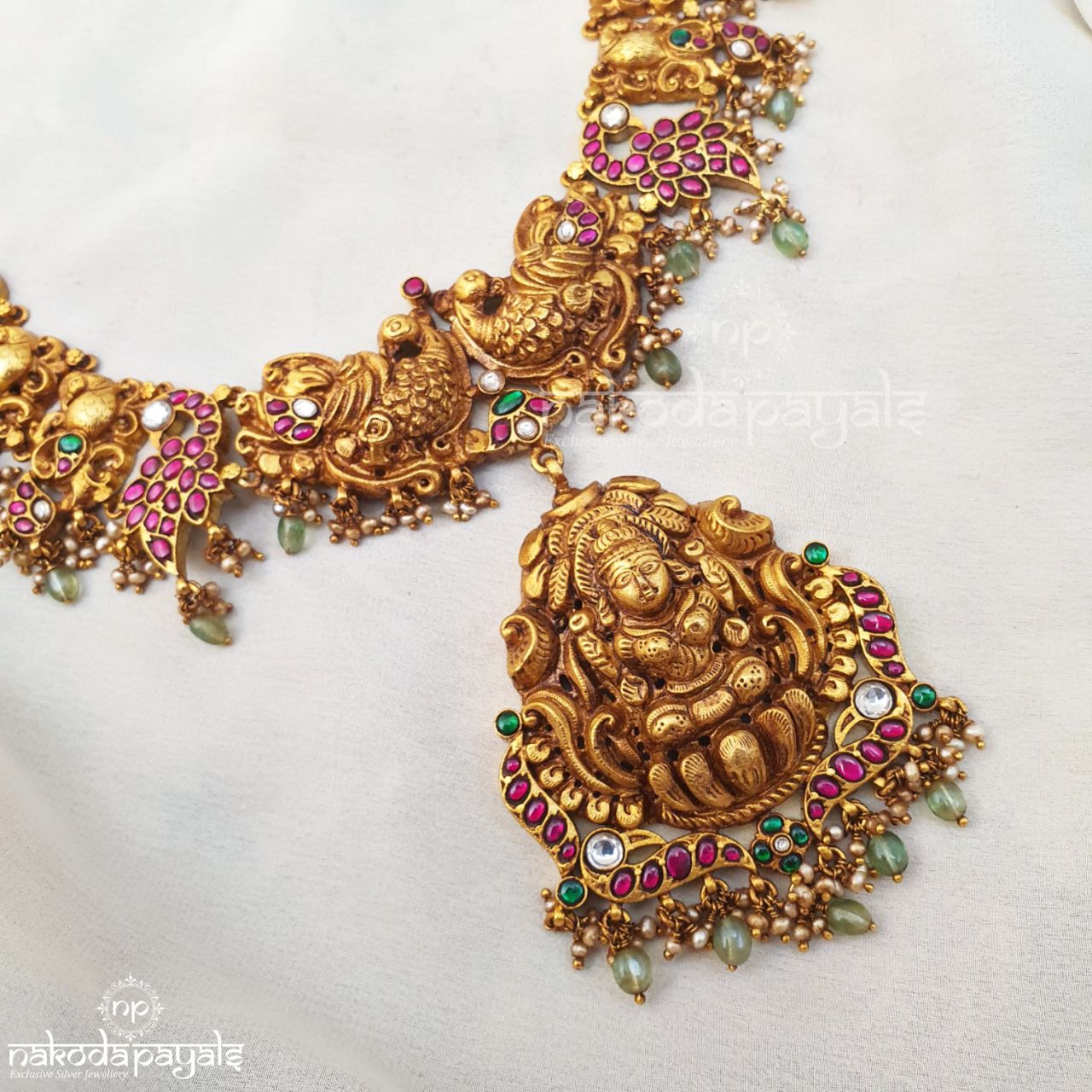 Impressive Lakshmi Neckpiece