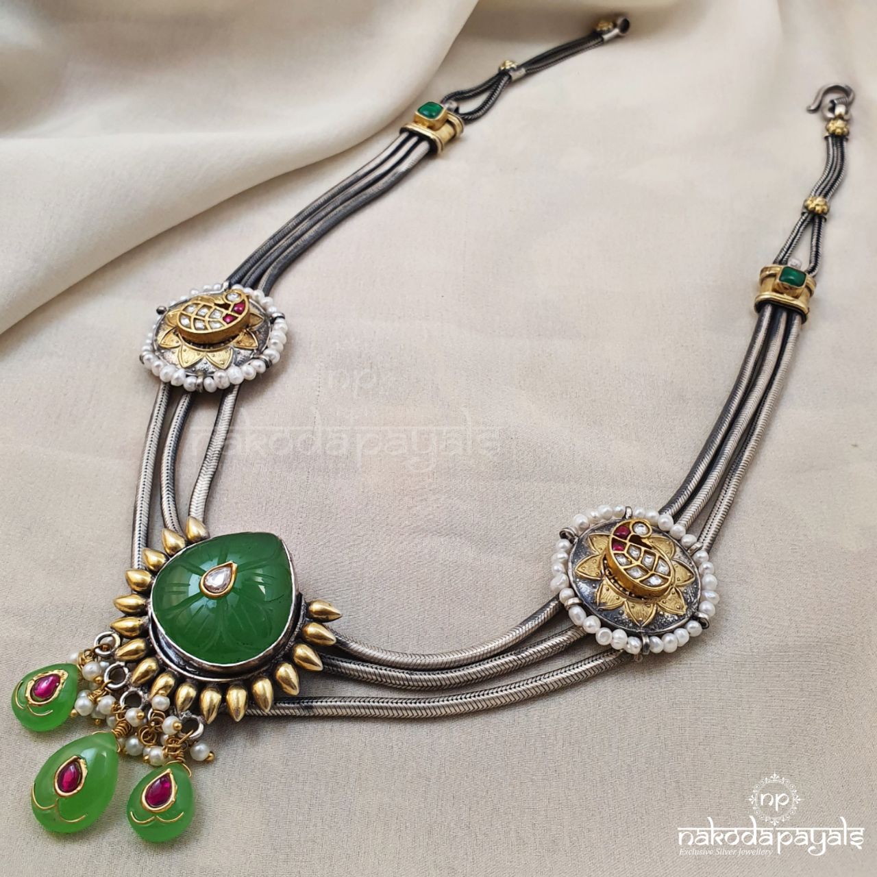 Peridot Dual Tone Neckpiece