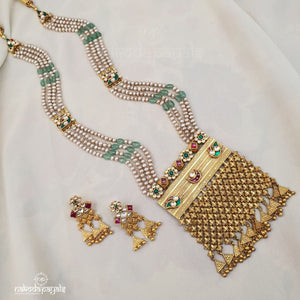 Long Chitai Neckpiece With Earrings