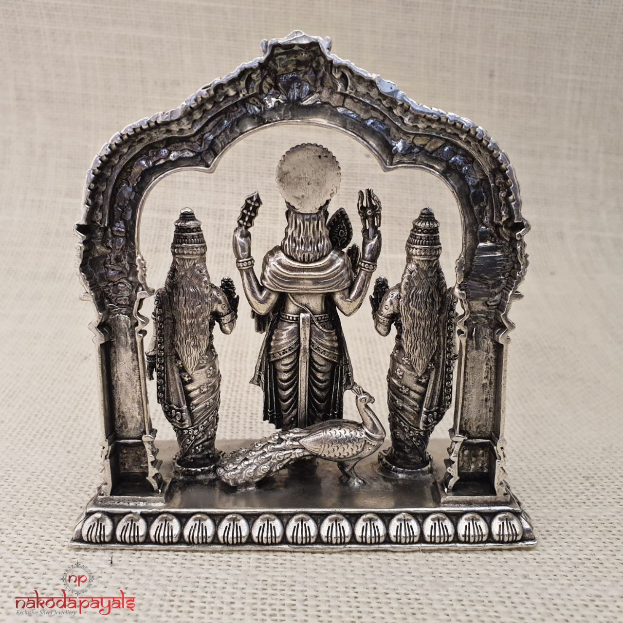 Murugam Valli Deivanai Idol