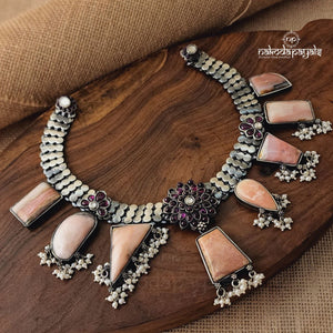 Variegated Neckpiece (N6741)