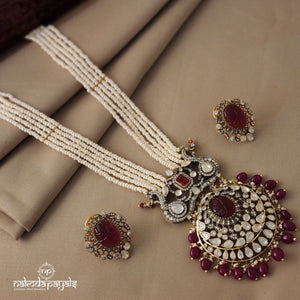 Ritzy Red Neckpiece With Earrings (GN5115)