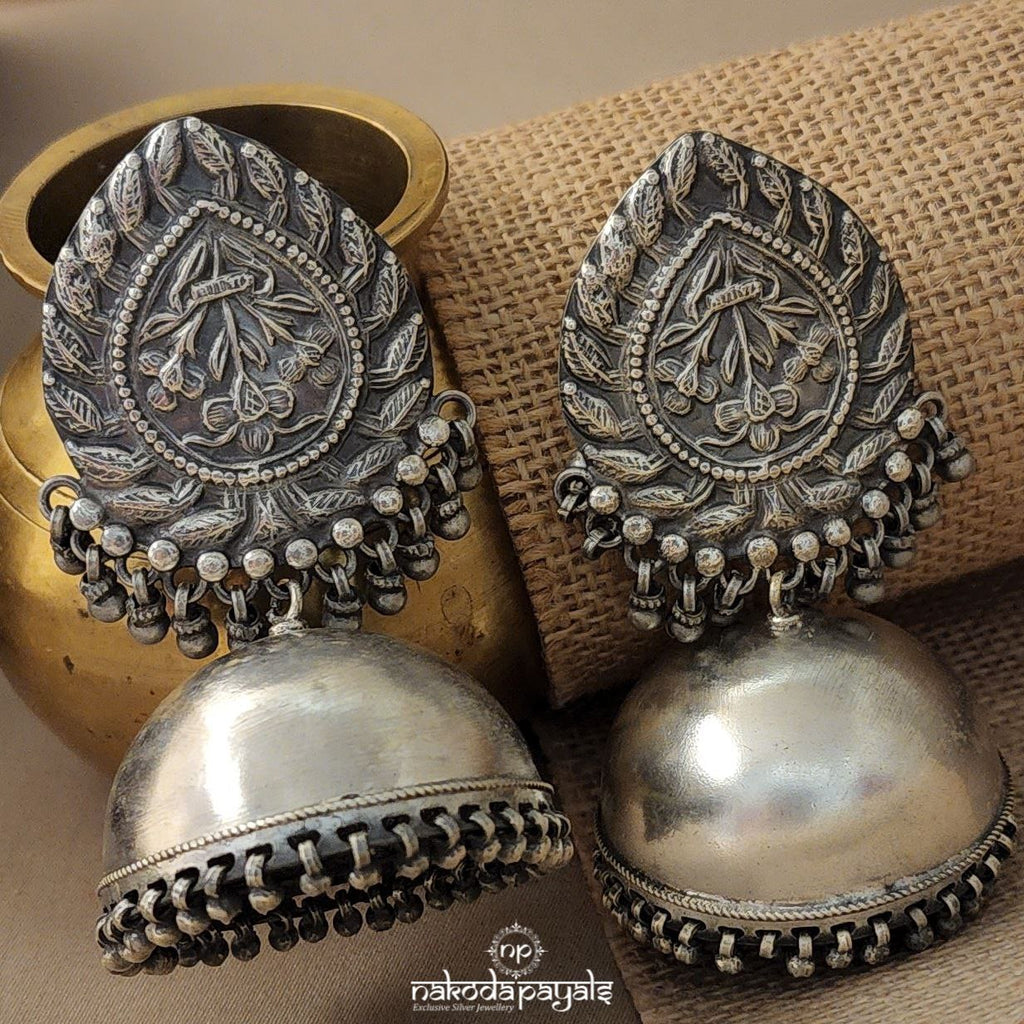 Carved Leafy Jhumka (J4439)