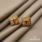 Mini Square Studs (Ge4577)